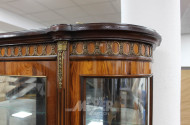 franz. Stil Halbrund-Vitrine,