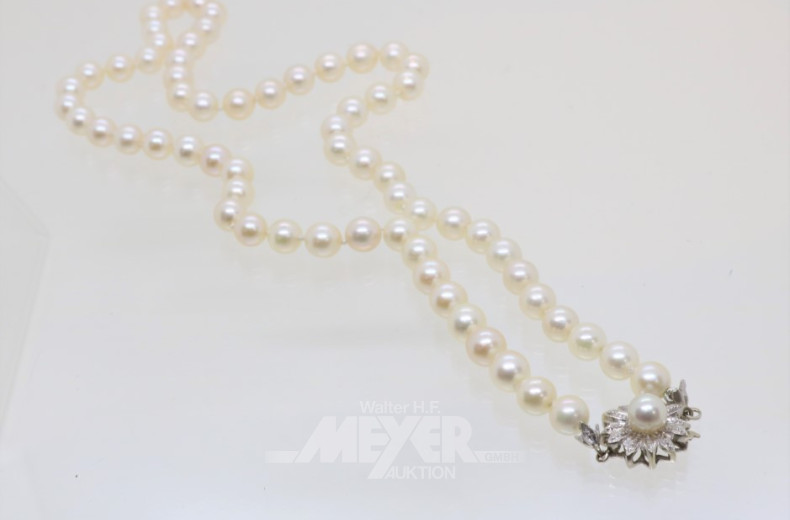 Perlenkette mit 750er WG-Schlie0e