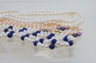 16 versch. lange und kurze Perlenketten