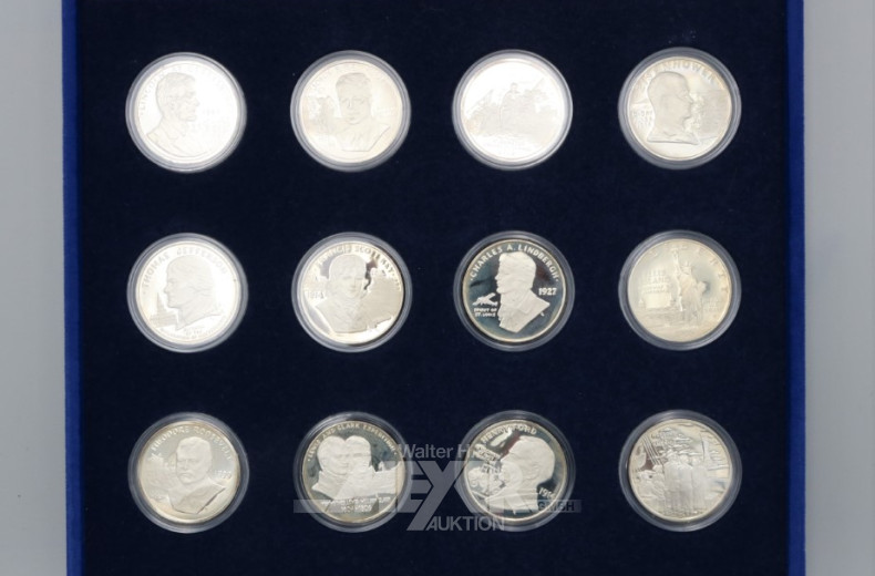 12 Silbermünzen in orig. Schatulle