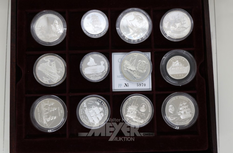 25 Silbermünzen in orig. Schatulle