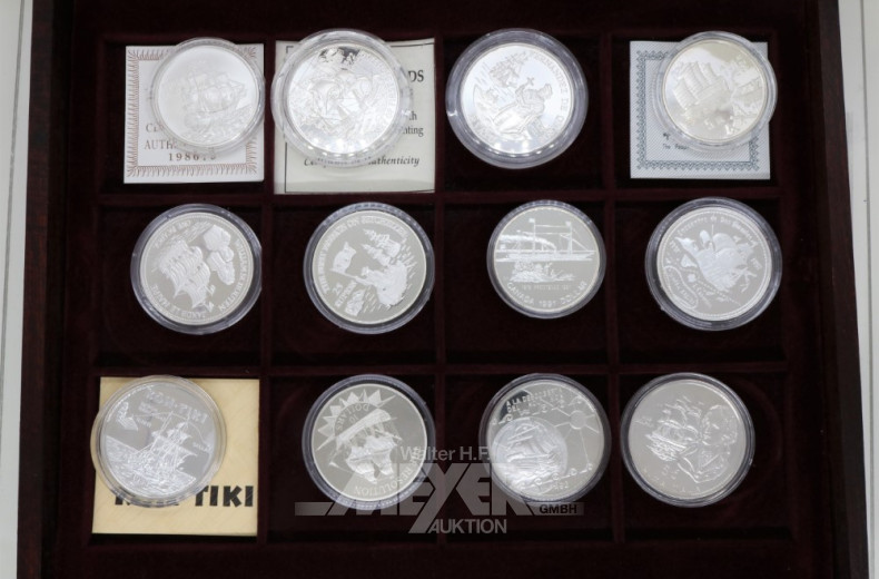 25 Silbermünzen in orig. Schatulle