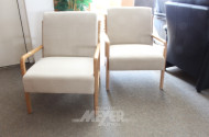 2 Armlehnsessel, helles Holzgestell,