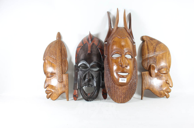 4 versch. afrik. Dekorationen