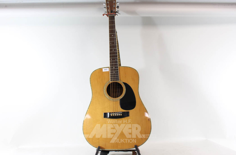 Akustik-Gitarre, bez. MORRIS