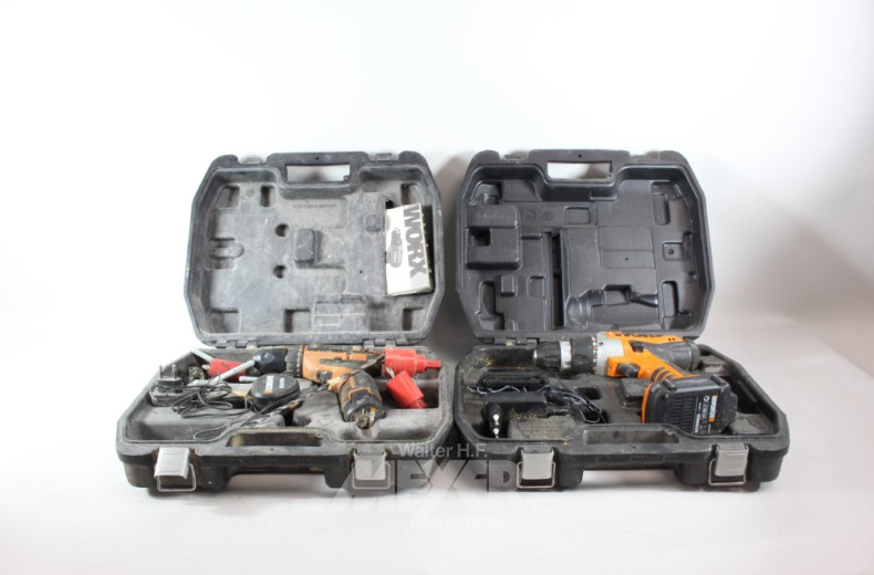 7 versch. Handmaschinen, jw. im Koffer,