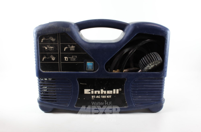 7 versch. Handmaschinen, jw. im Koffer,