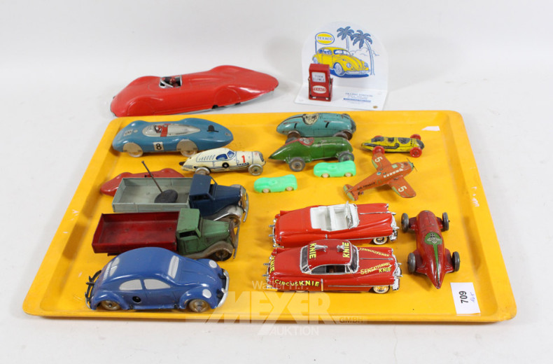 16 alte versch. Modellautos,