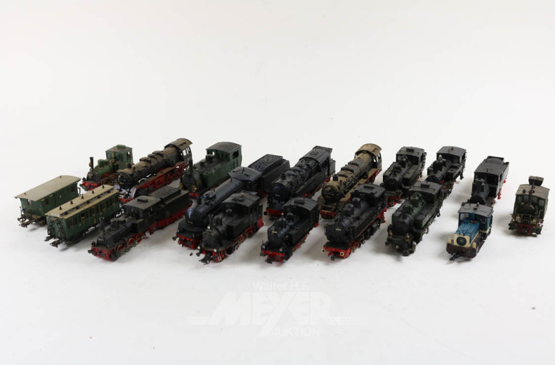 15 Lokomotiven, versch. Hersteller