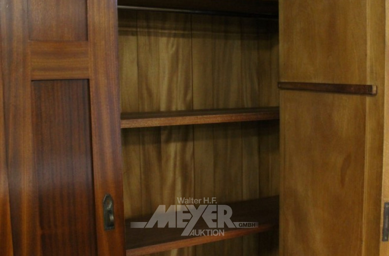 Kleiderschrank, 3-türig,