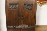 kl. Wandschrank mit Schnitzwerk, Eiche,