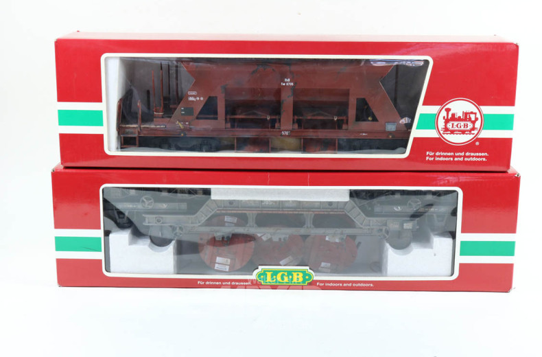 2 Wagen LEHMANN, Mod. 42580 u. 40690
