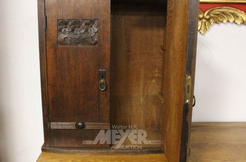kl. Wandschrank mit Schnitzwerk, Eiche,