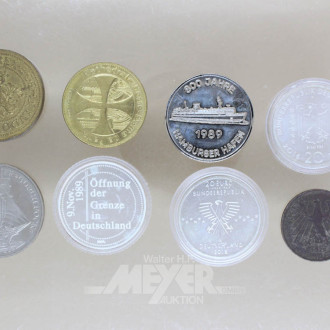 Posten Gedenkmünzen, bestehend aus: