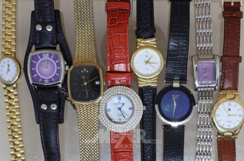 12 div. Damenarmbanduhren, 1 Posten
