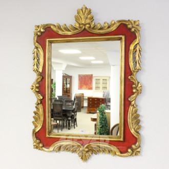 Wandspiegel, rot-goldfarbig gefasster