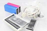 3 Smartphones, 3 Powerbanks, Musik-Player,
