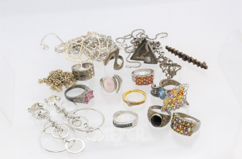Posten Silber-Modeschmuck best. aus: