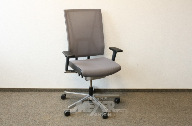 Armlehn-Bürodrehstuhl