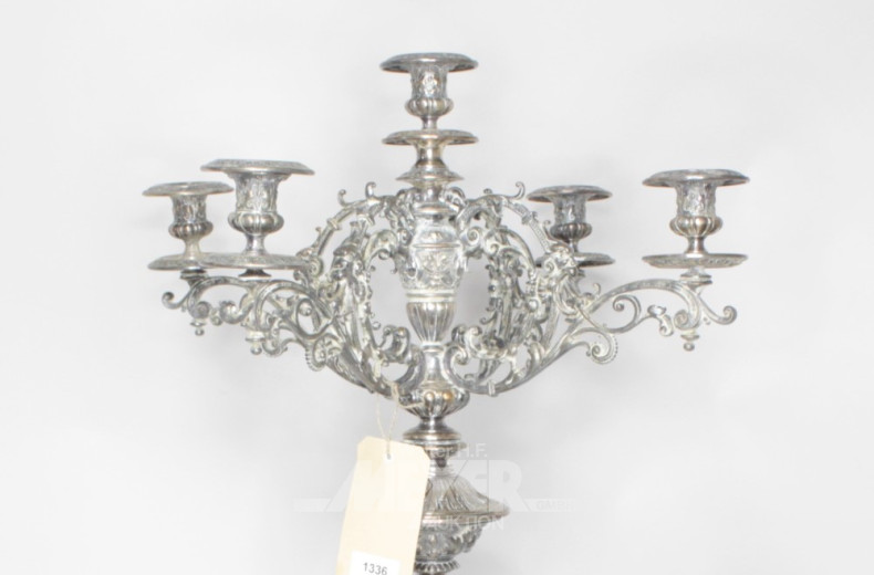 gr. Tisch-Kerzenleuchter/Kandelaber,