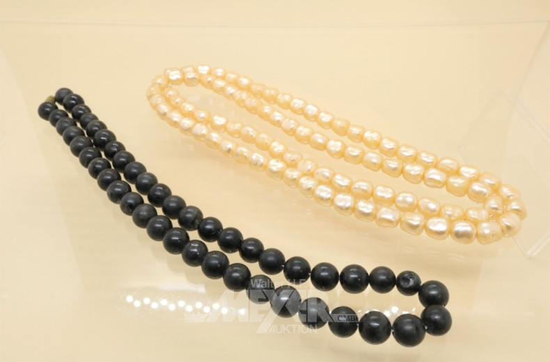 2 Posten Modeschmuck: 2 Armbanduhren,