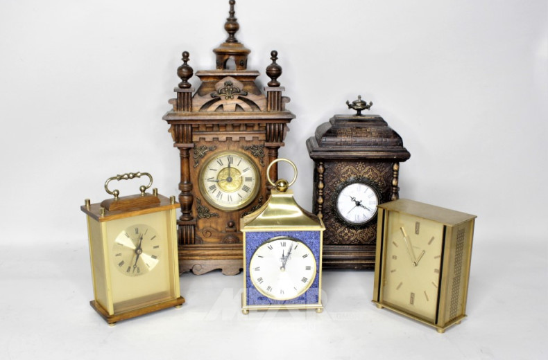 Posten div. Tisch, Wand und Kaminuhren,