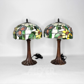 Tischlampen-Paar, im Tiffany-Stil,