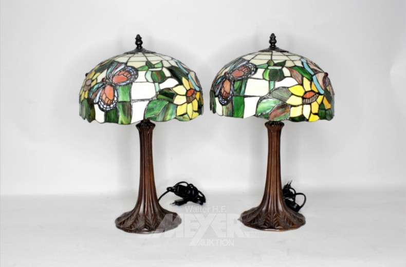 Tischlampen-Paar, im Tiffany-Stil,