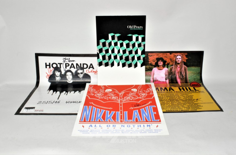 Mappe mit div. Konzertplakaten,