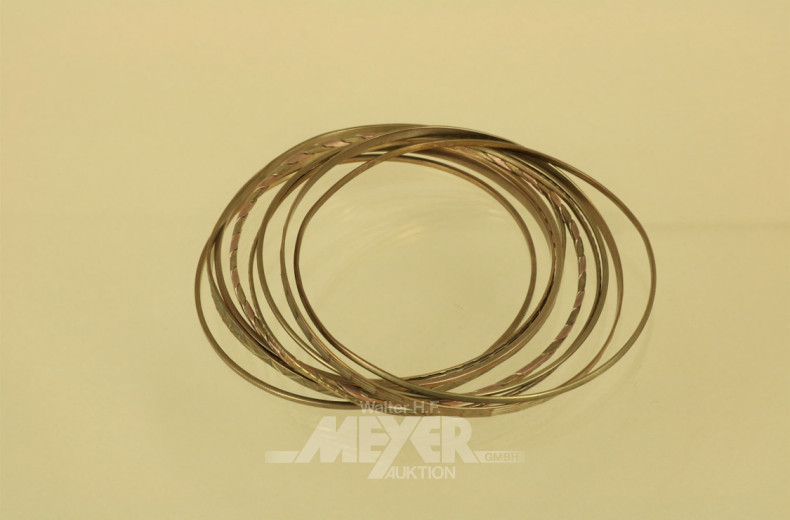 9 Armreifen, 333er GG/RG, ca. 32 g