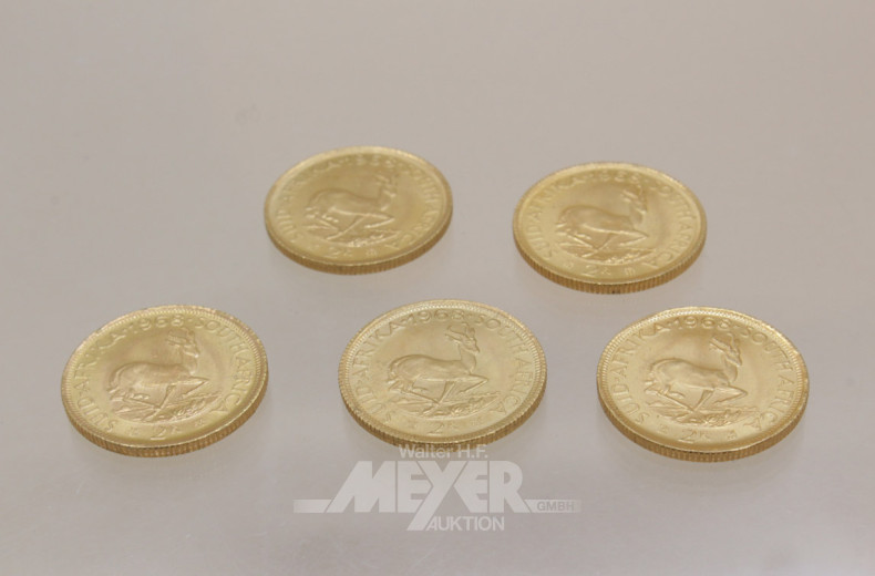 10 Goldmünzen (5 x 1 Pfund Sovereign) u.