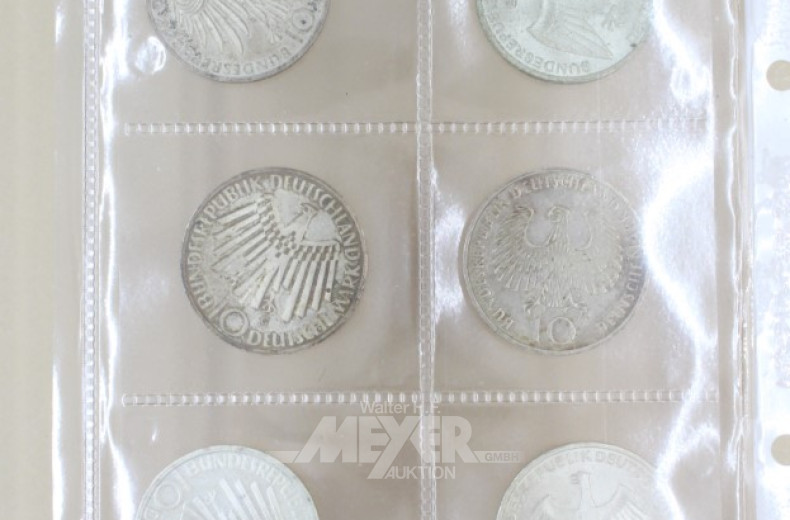 42 DM Münzen: 10x 10,-DM, 32x 5,-DM
