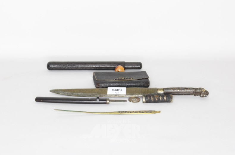 3 versch. asiat. Brieföffner und Etui,