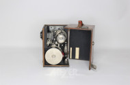 antiker Kinematograph/Kamera um 1900,