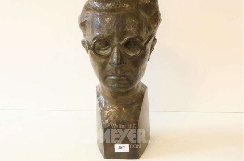 Bronzebüste, ''Mann mit Brille''