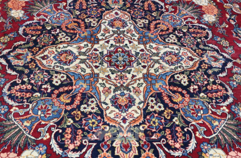 Orientteppich, Keshan, rot- blaugrundig,