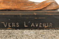 Holzskulptur, ''Vers L`Avenir''