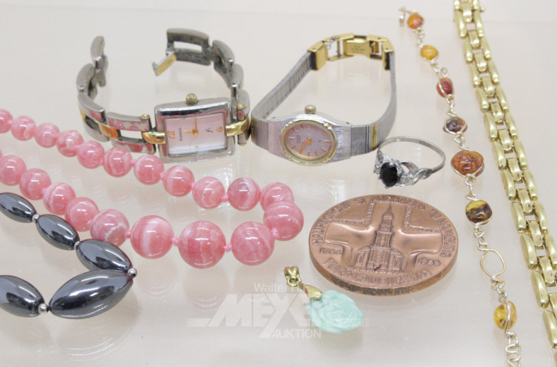 Posten Modeschmuck u.a. Armbanduhren