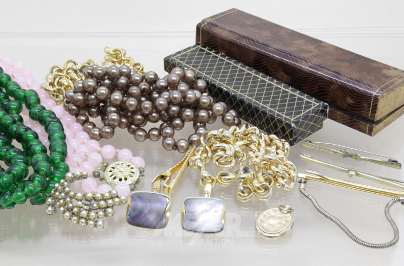 Schmuckschachtel mit 4 Modeschmuck-