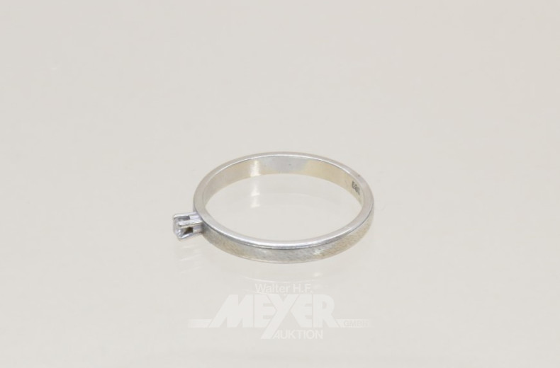 Damenring, 585er WG, mit 1 kl. Brillant