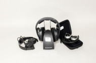 3 versch. Stereo-Kopfhörer: SENNHEISER