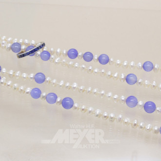 Perlenkette mit blauen