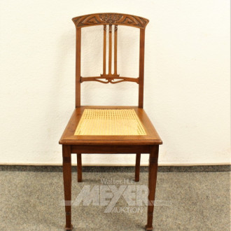 5 Stühle mit Schnitzereien im Jugend-Stil