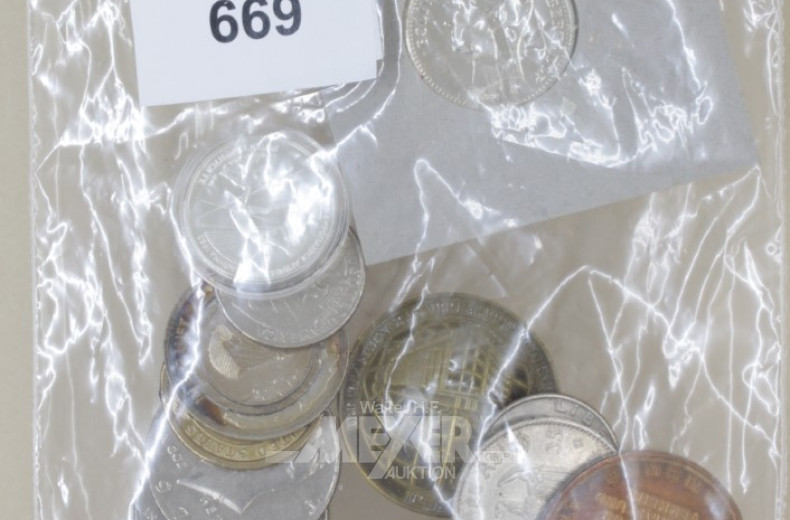 Posten Münzen und Medaillen