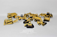 10 versch. Baustellenfahrzeuge, u.a. NZG