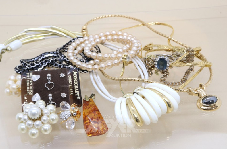Konvolut Modeschmuck best. aus: