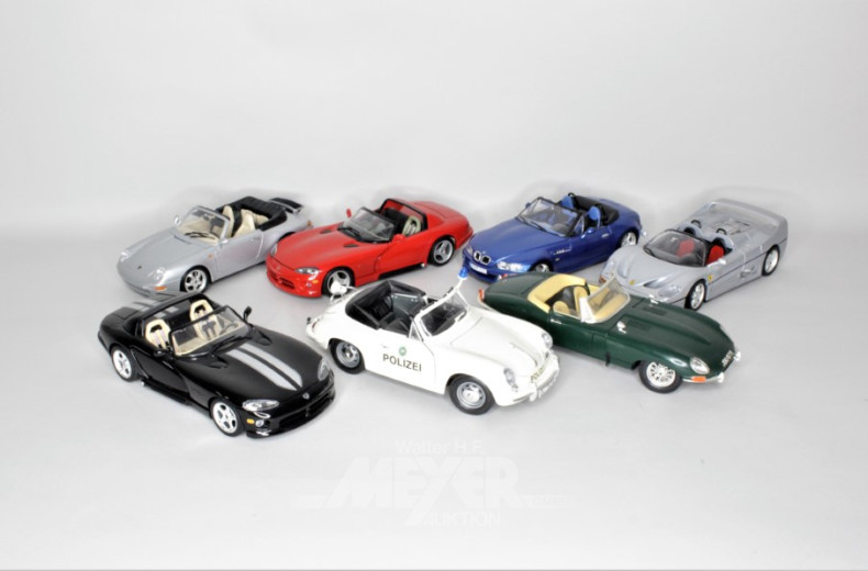 7 versch. Modellautos BURAGO, 1:18
