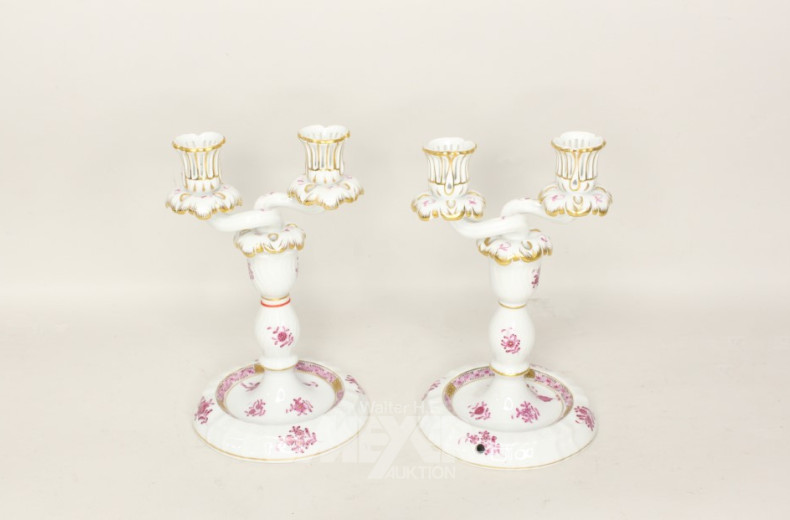 Paar Porz. Kerzenleuchter, 2-flammig,