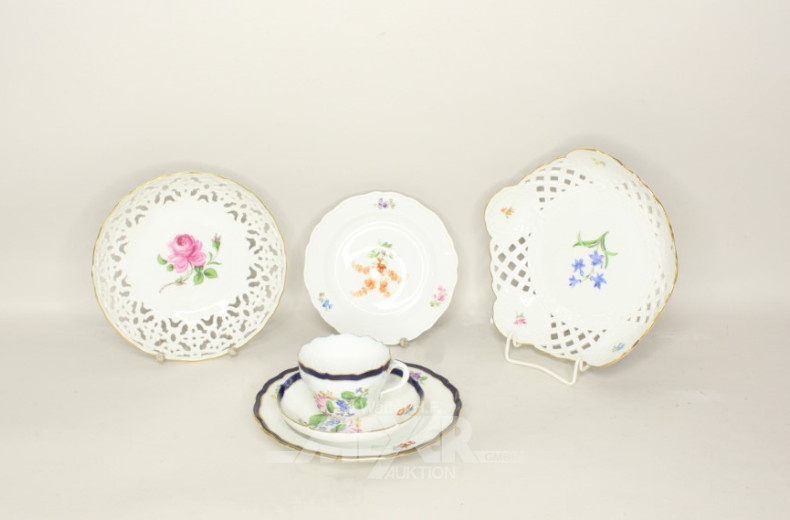 6 Porzellanteile MEISSEN: 2 Gebäckschalen,