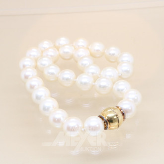 Modeschmuck-Perlenkette mit